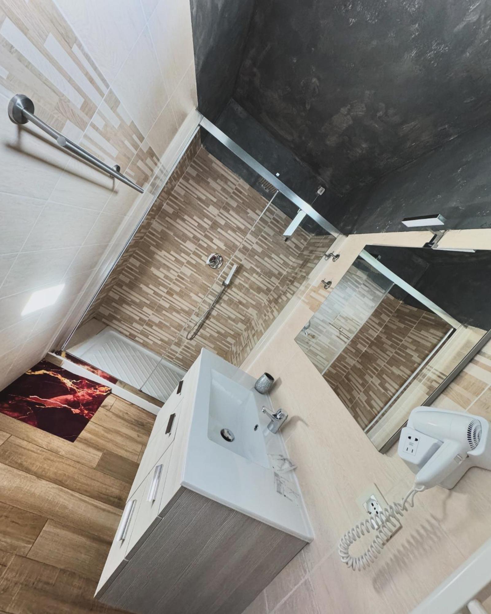 Atena B&B Apartments Platino San Silvestro  Zewnętrze zdjęcie
